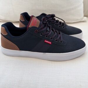 Levi's Navy Low-Top Sneakers with Brown Heel and Red Details